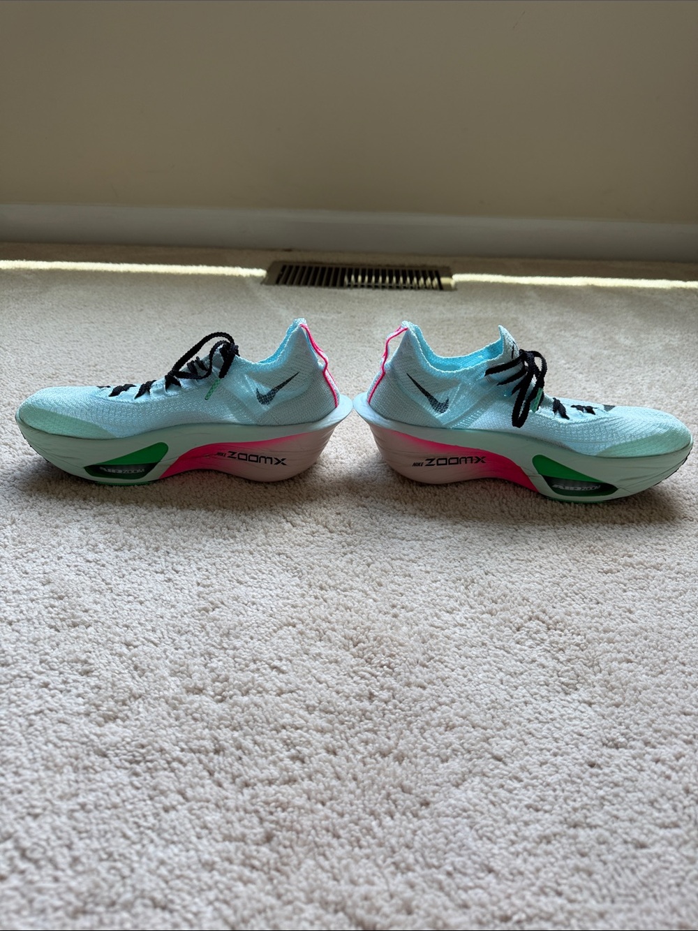 Nike Alphafly 3 Women’s Size 10 Road Racing Shoes Carbon Plate ZoomX EUC - Picture 2 of 7